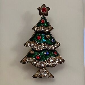 Festive Christmas Tree Brooch with Rhinestones